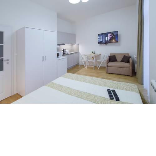 Modern apartment Pricna 4