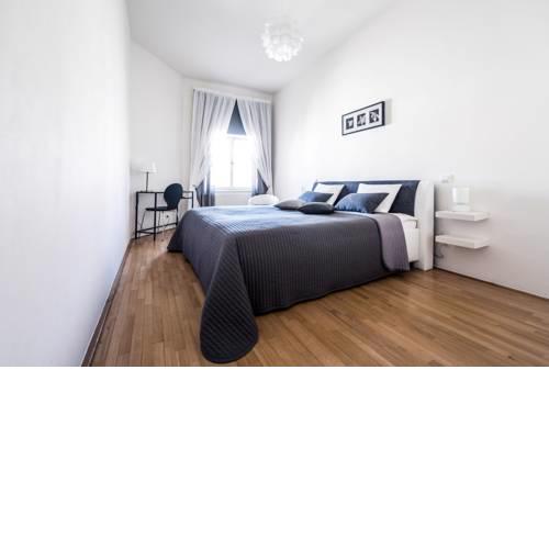 Modern Apartment Riegrovy sady