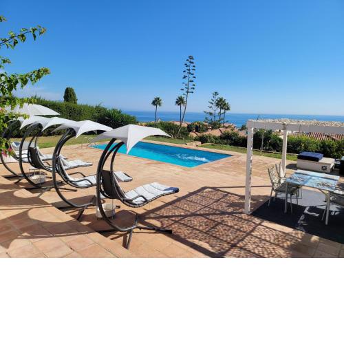 Modern apartment with pool close to Estepona ES