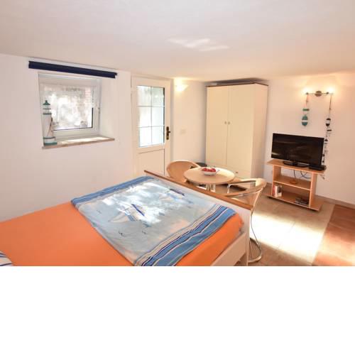 Modern Apartment with Terrace in Ostseebad Boltenhagen