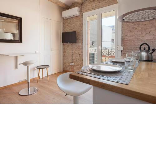 Modern Barceloneta Beach Flat