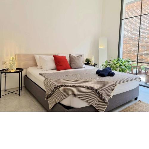 Modern Brickhouse
