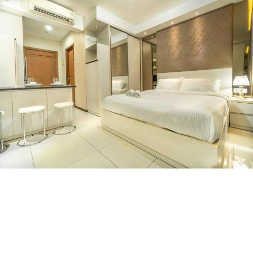 Modern & comfy studio in central Jakarta, SCBD