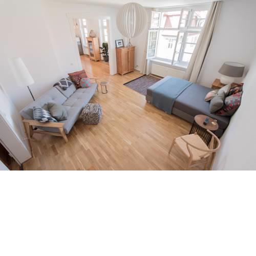Modern design im klassischem Altbau