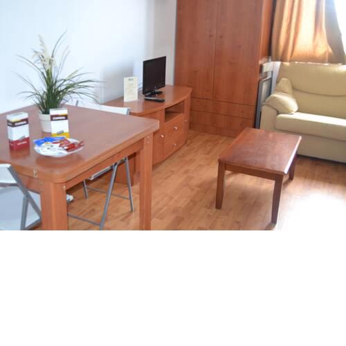 Modern equipped with Wifi and parking space