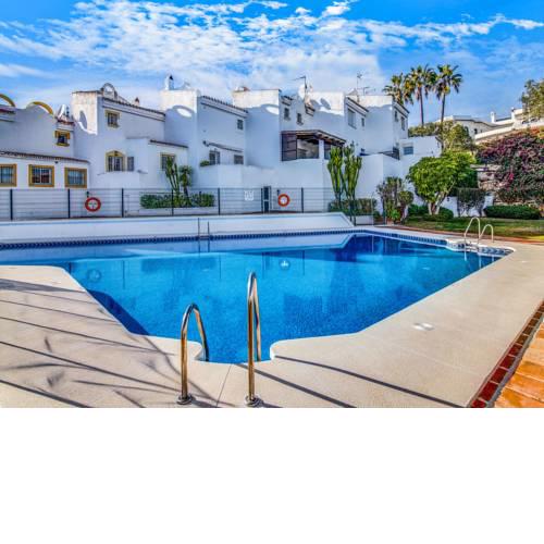 Modern Holiday Home in Artola with Swimming Pool