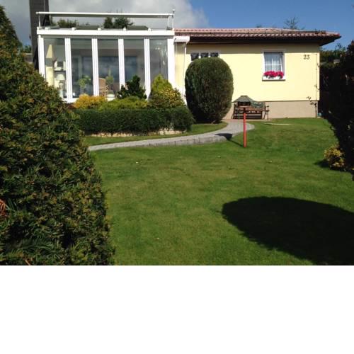 Modern Holiday Home in Friedrichsbrunn with Private Garden