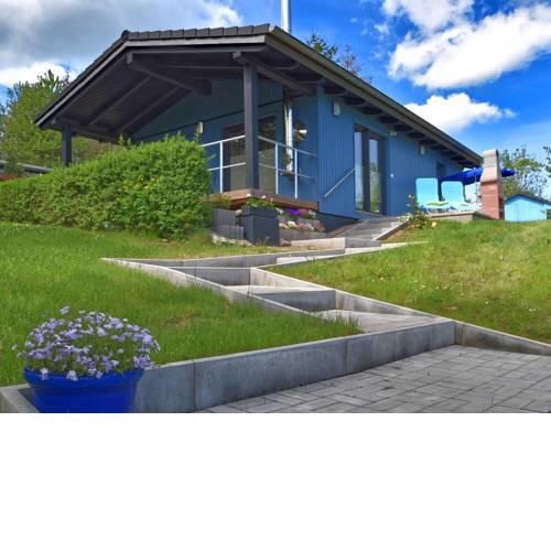 Modern Holiday Home in Guntersberge near Lake