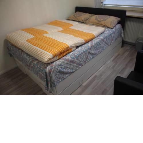 Modern, Lovely, Bright and Quiet Bed Room