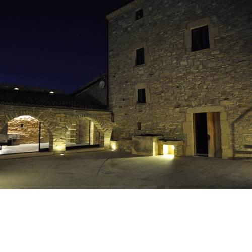 Modern Mansion in Tarrega with Pool Nearby