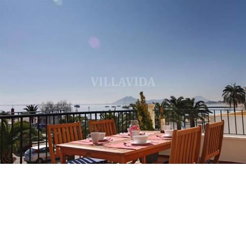 Modern marina seafront apartment