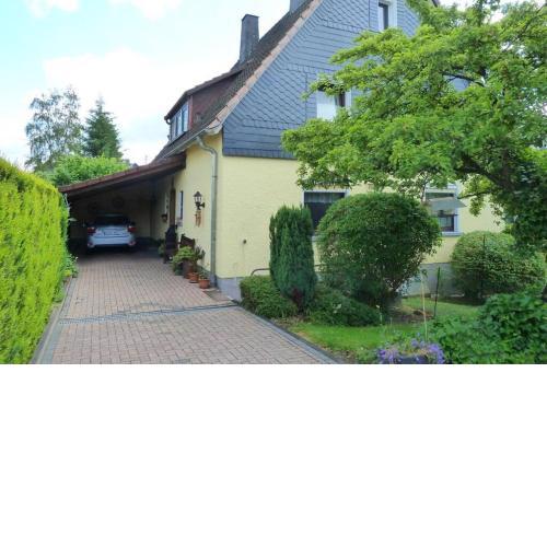 Modern möbliertes Komfortappartement