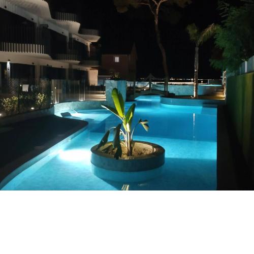 Modern new-build apartment on the ground floor with beautiful sea view