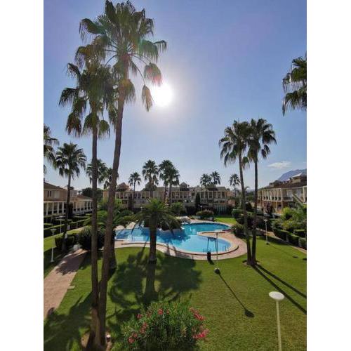 Modern penthouse in Dénia only 200 m to the beach!