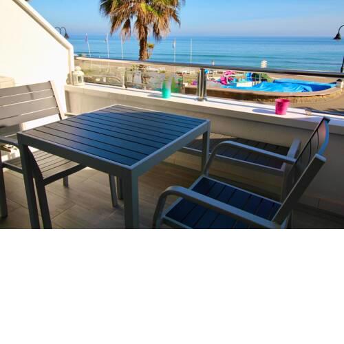 Modern Studio in the Heart of Torremolinos Night Life by Rafleys