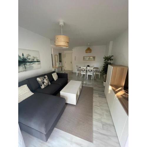 Modern top floor apartment in the middle of Marbella