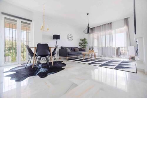 Modern, totally reformed apartment with views