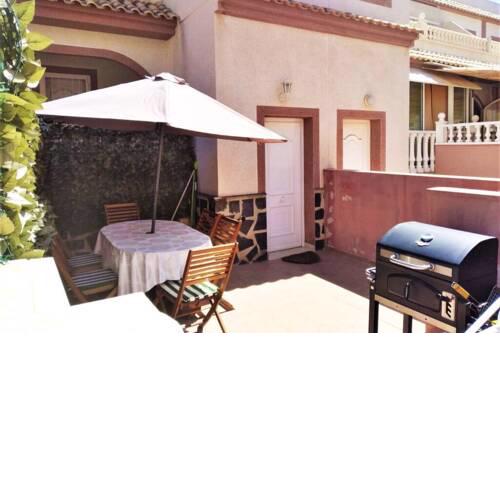 Modern townhouse with BBQ & terrace - Gran Alacant