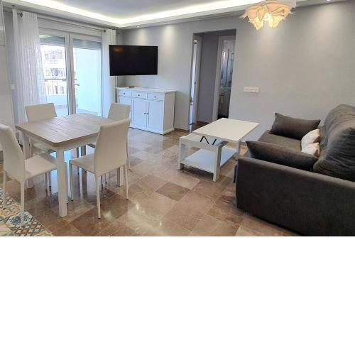 Modern Two Bedroom Apartment in Marbella Centre