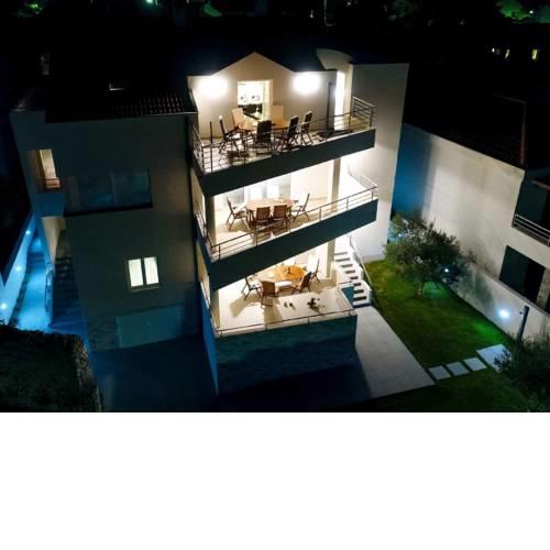Modern Villa in Nin with Terrace