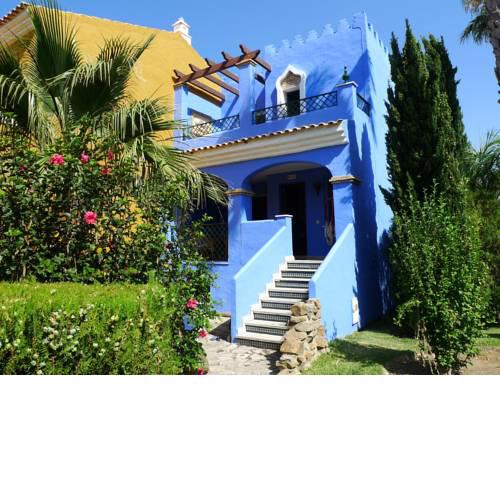 Modern Villa in Zahara de los Atunes with Swimming Pool