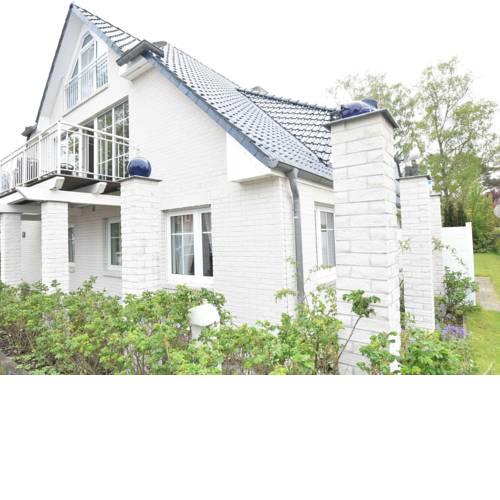 Modern Villa in Zingst Germany, 300 m from Baltic Beach