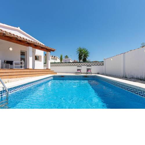 Modern Villa with Private Pool in Empuriabrava