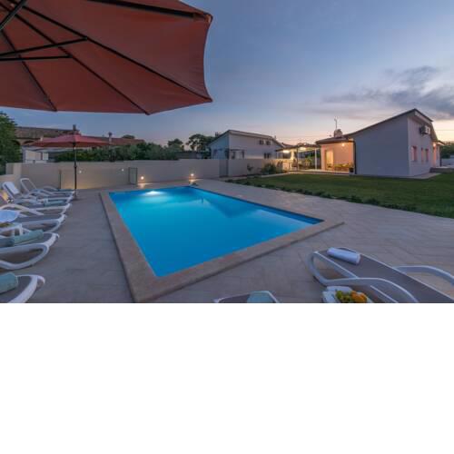 Modern Villa with private pool