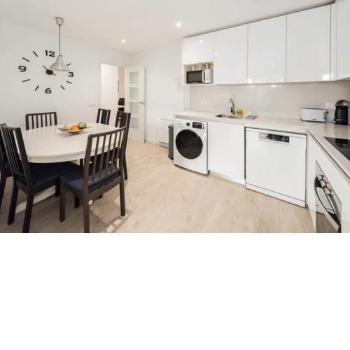 Modern With Ideal Location Next To Atocha Station