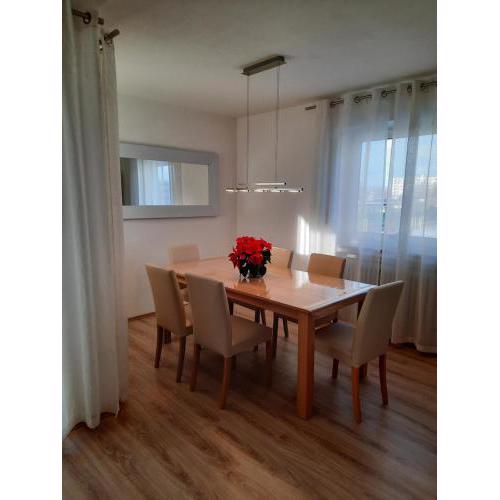 Moderne 3Zimmer Wohnung, in Königsbrunn