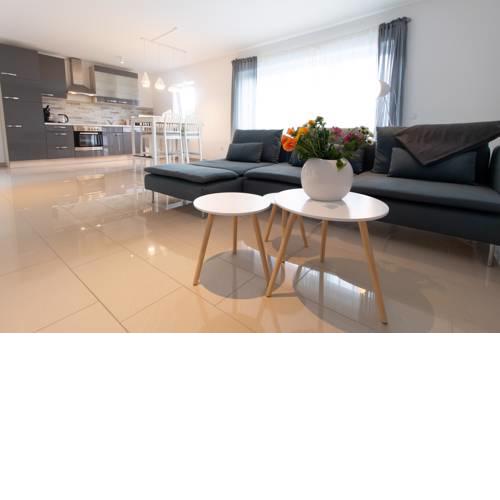 moderne 80m² Wohnung mit Blick ins Grüne
