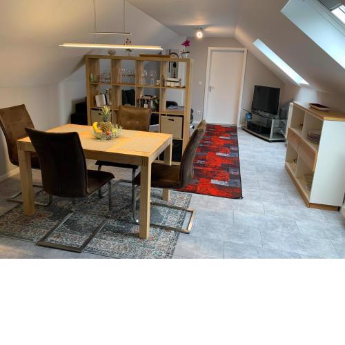 moderne Ferienwohnung im Grünen (Saarbrücken-West)