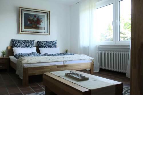 Moderne Ferienwohnung mit privatem Eingang - ROSA
