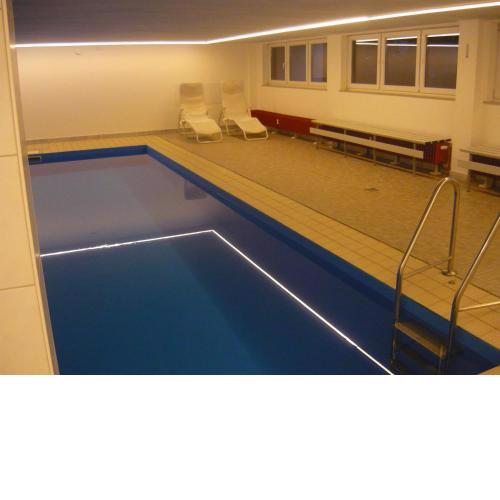 Moderne Ferienwohnung mit Schwimmbad und Sauna