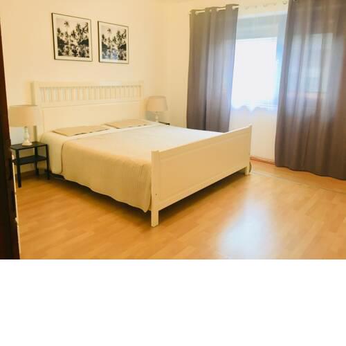 Moderne, helle Wohnung mit Terasse 15min bis OB Centro