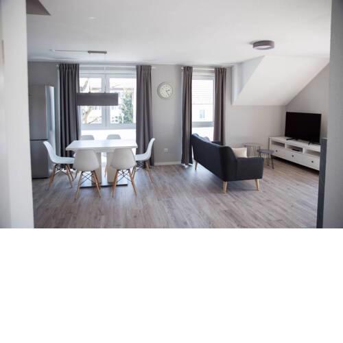 moderne Wohnung mit 35qm Dachterrasse + Kamin