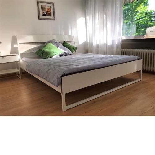 Modernes Appartement mit Küche, kostenfreiem WLAN, Netflix und Parkplatz