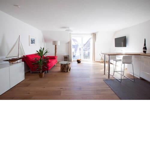 Modernes Apartment Dettinger Straße