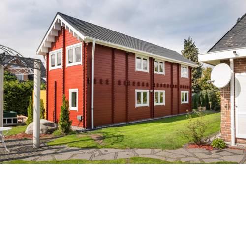 Modernes Haus mit Sauna und Kamin
