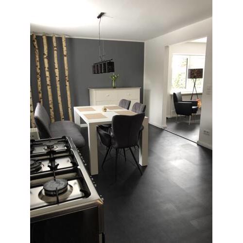 Modernisiertes Ferienhaus "HEIDEGLÜCK" am Heidschnuckenweg