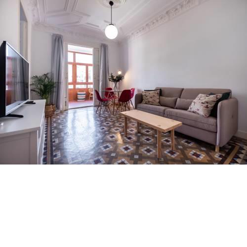 MODERNIST AND ELEGANT APARTMENT IN BCN CITY CENTER