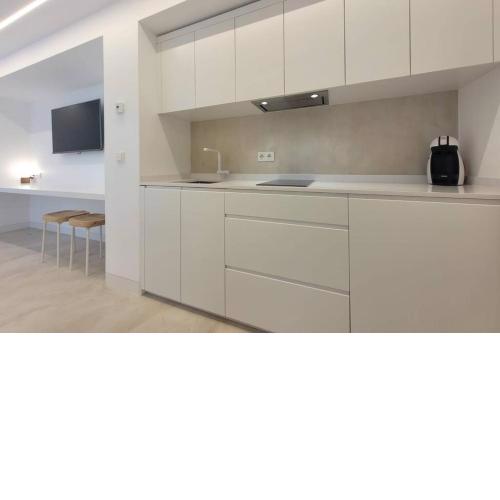 Moderno Estudio con Entrada Independiente