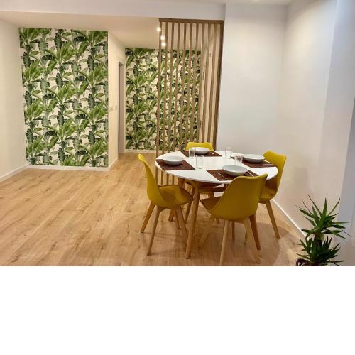 MODERNO Y CENTRICO APARTAMENTO