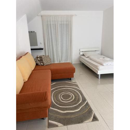 MOI Apartments E