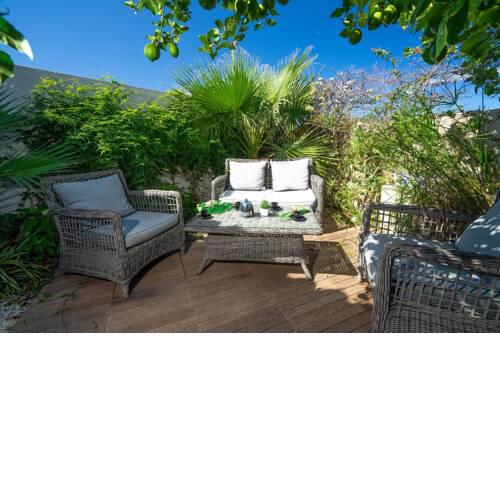 Molinell Holiday Home Sleeps 4 with Air Con and WiFi