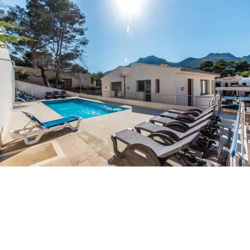 Molins 6 near the sea