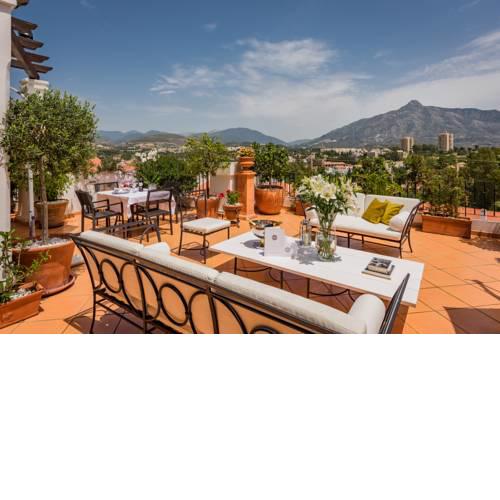 Molo 44 Suites Puerto Banus