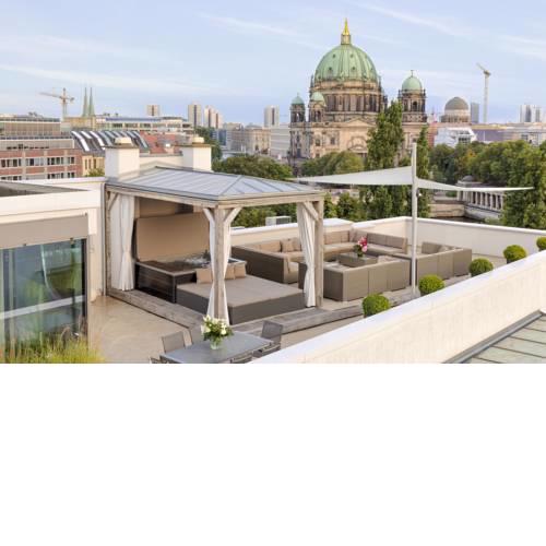 MONBIJOU PENTHOUSE by Suite.030 high class apartments