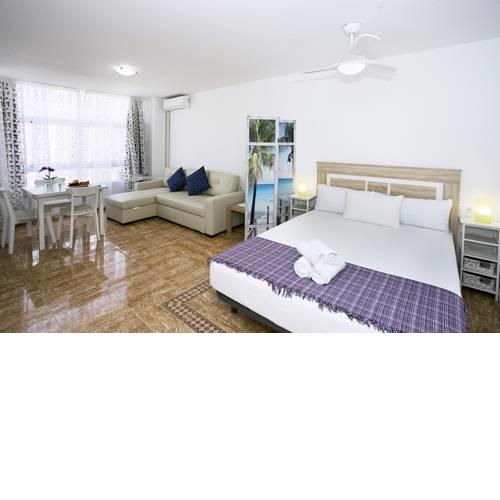 MONKÓ RAIMBOW & POOL APARTMENT o