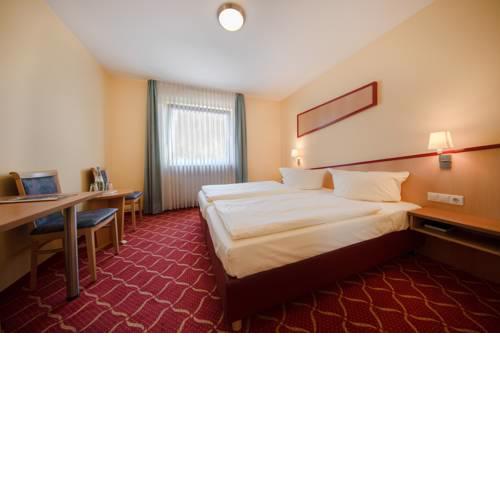 Montana Hotel